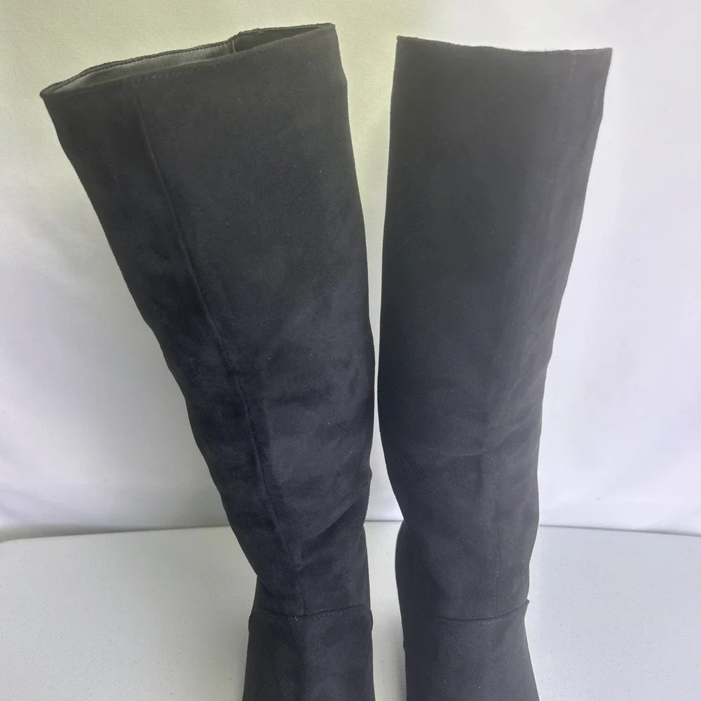 Coutgo Black Suede Knee High Boots Size 8.5 NIB Pointed Toe Kitten‎ Heel